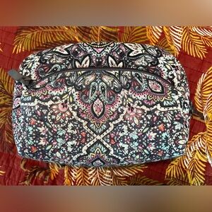 Vera Bradley Large Make Up Bag